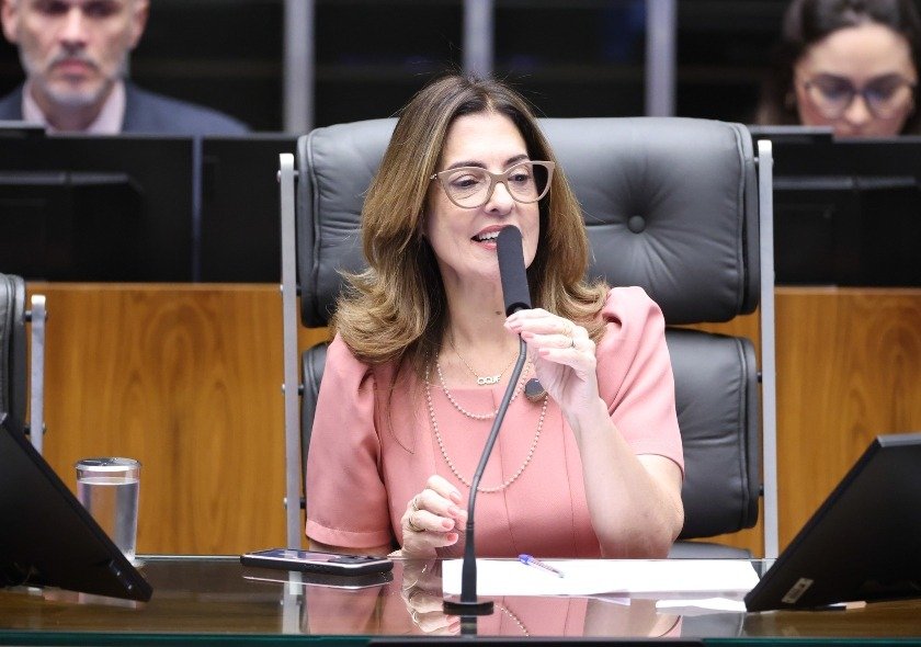 20 anos da Lei Maria da Penha: Rogéria Santos defende avanços na proteção às mulheres